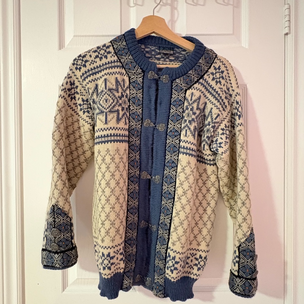 Dale of Norway Blue and Cream Ski Jacket